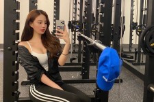 桂平我是一名瑜伽锻练外加兼职模特(我是一名瑜伽锻练外加兼职模特小说)