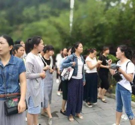 桂平中国的曲男伴游的简单介绍