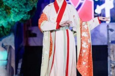 桂平汉服模特是哪种兼职的吗(网上雇用古拆汉服模特可信吗)