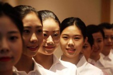 桂平私人伴游招聘 度假区万元月薪招“泳装伴游”