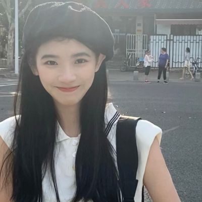 桂平商务伴游带客户去看海豚表演