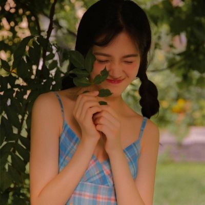 桂平伴游女生柳如烟的资料