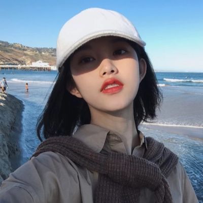 桂平伴游女生云飞扬的资料