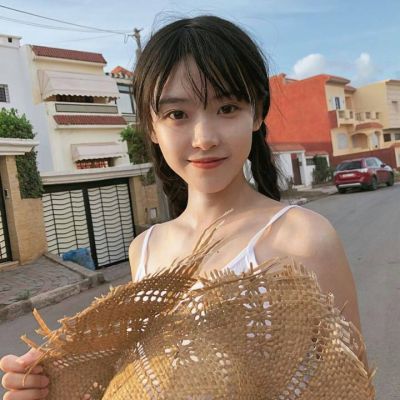 桂平伴游女生李梓萱的资料