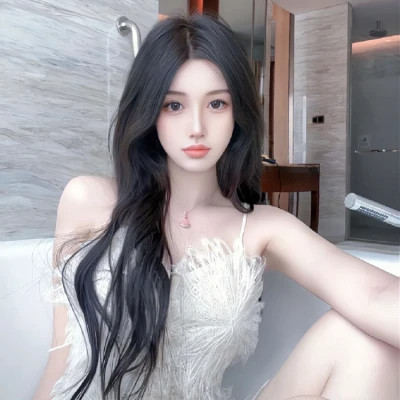桂平伴游女生吴悠的资料