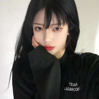 桂平伴游女生梦瑜的资料