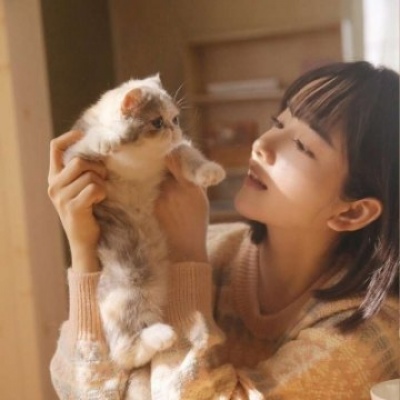 桂平伴游女生邓珊珊的资料