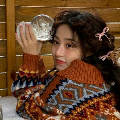 桂平伴游女生郑晓涵的资料