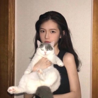 桂平伴游女生杨芃寒的资料