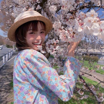 桂平伴游女生扶婷的资料