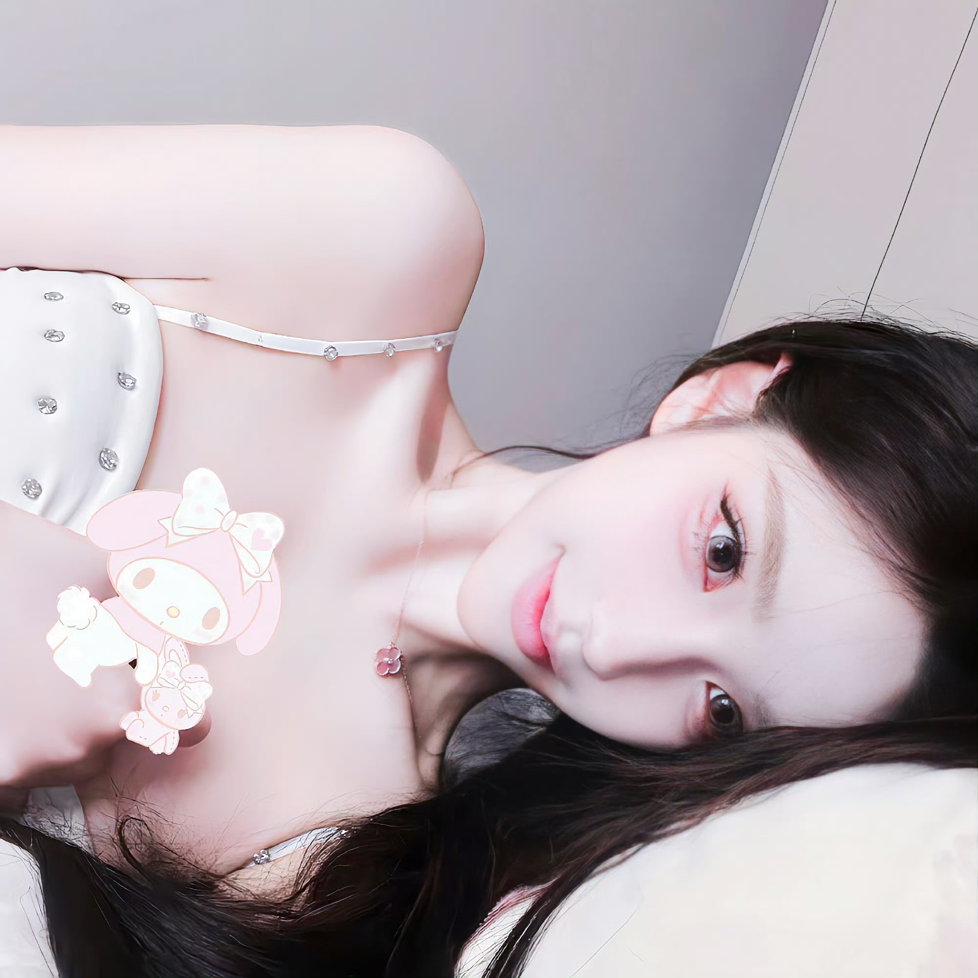 桂平伴游女生 | 唐雨晴 🌸的资料